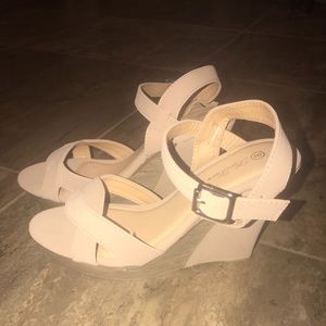 LouLou Size 8 Wedge
